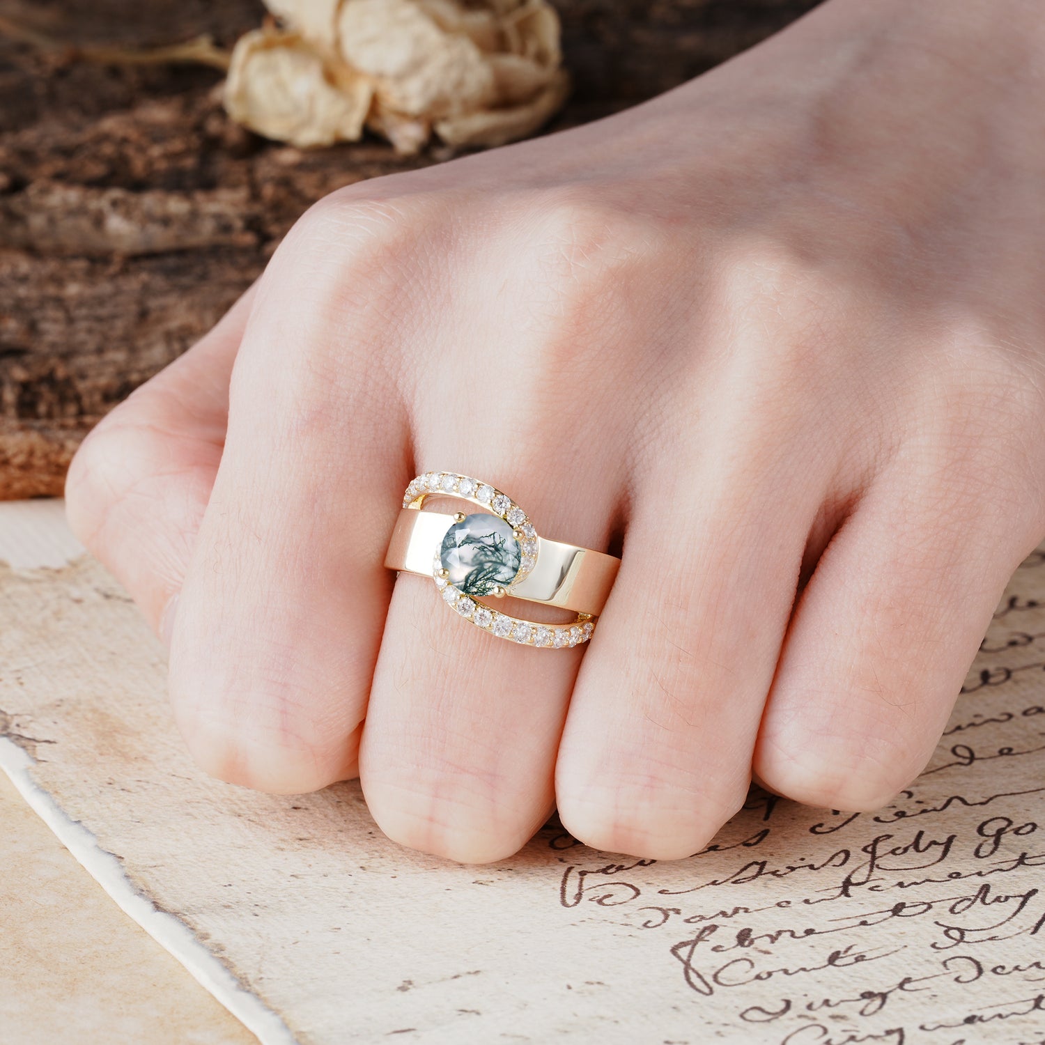 Retro-Luxe Twisted 4-Prong Round Cut Moss Agate Engagement Ring