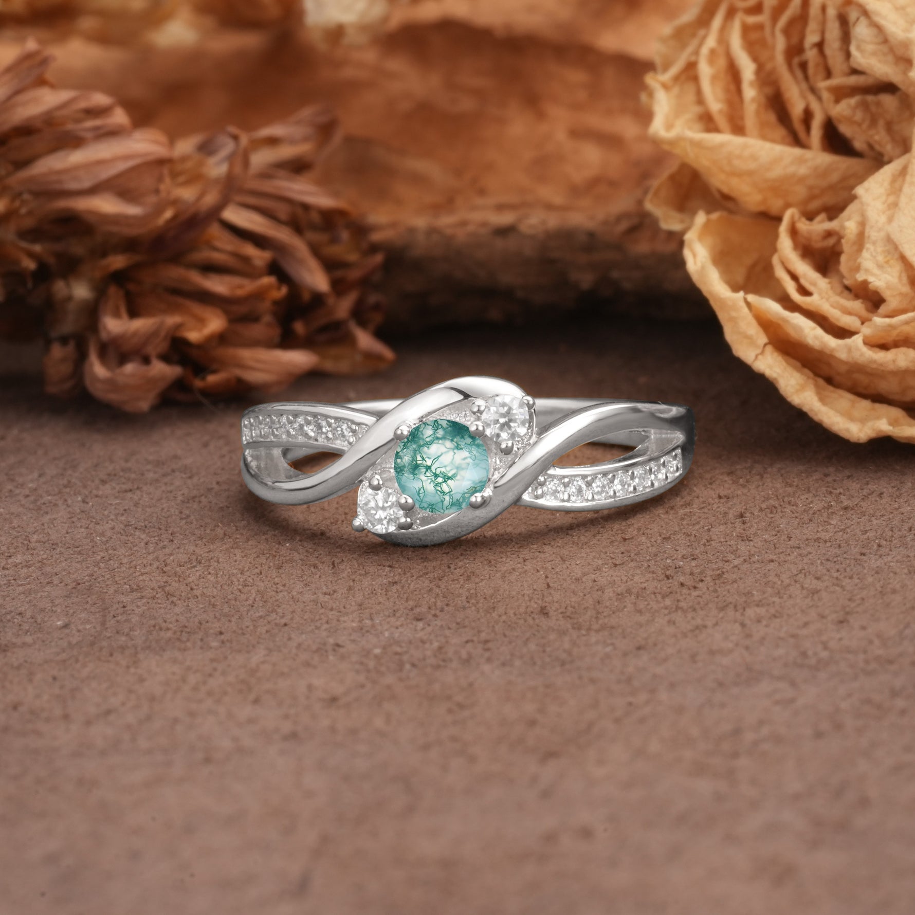 Unique, Minimalist, Twisted 4-Prong Round Cut Moss Agate Wedding Ring - Additional view