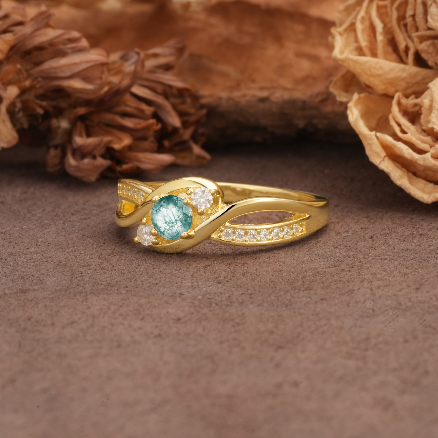 Unique, Minimalist, Twisted 4-Prong Round Cut Moss Agate Wedding Ring - Additional view