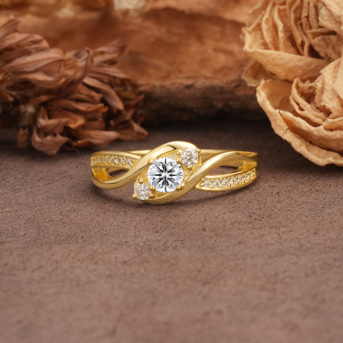 Unique, Minimalist, Twisted 4-Prong Round Cut Lab Diamond Wedding Ring - Additional view