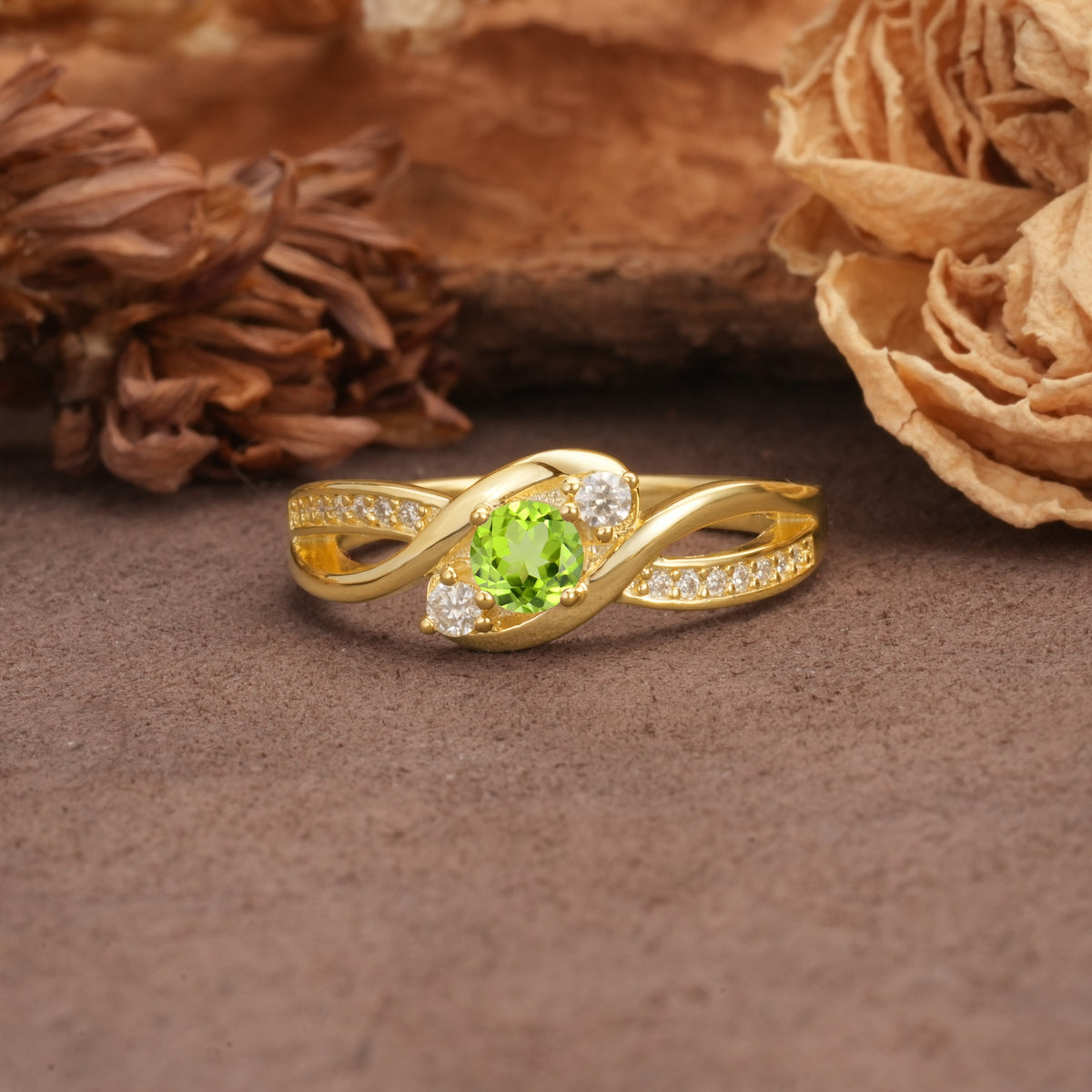 Unique, Minimalist, Twisted 4-Prong Round Cut Peridot Wedding Ring - Additional view