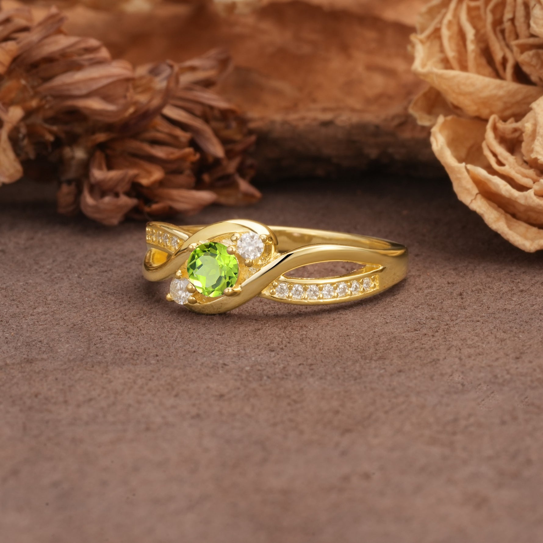 Unique, Minimalist, Twisted 4-Prong Round Cut Peridot Wedding Ring - Additional view