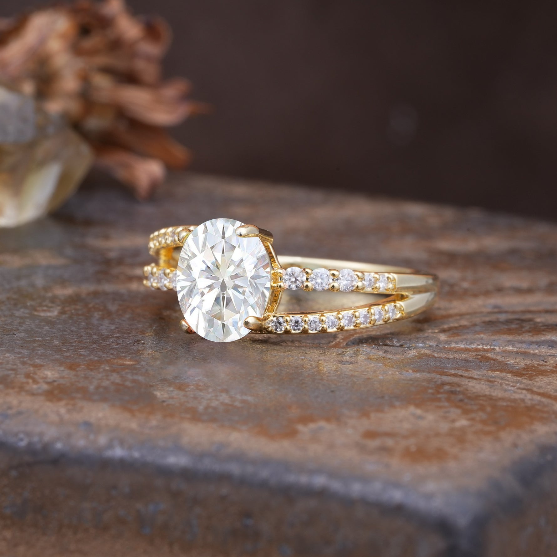 Unique, Classic, Rotating 4-Prong Oval Cut Moissanite Engagement Ring - Additional view