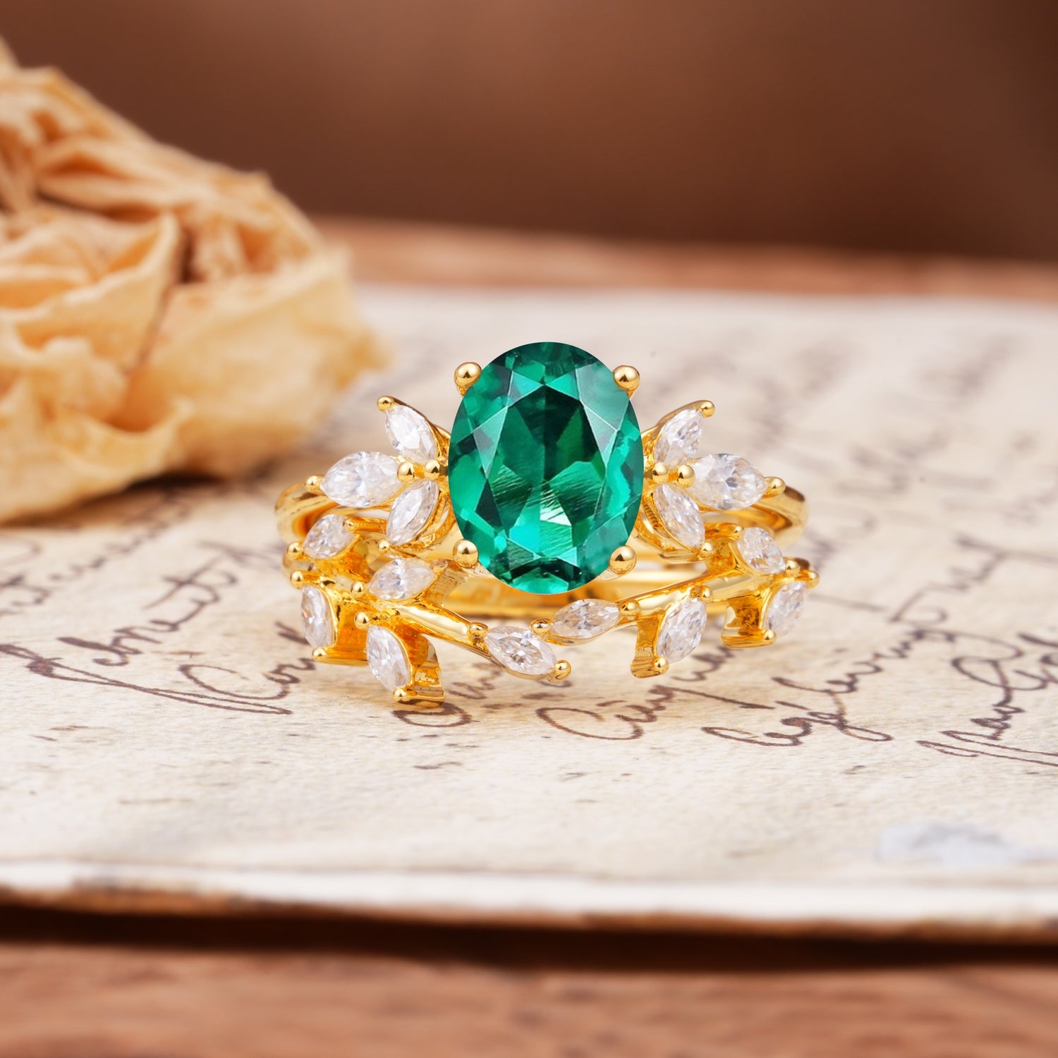 Naturally Inspired Luxury 4-Prong Pear Cut Emerald Wedding Bride Ring Set - Yellow-Gold