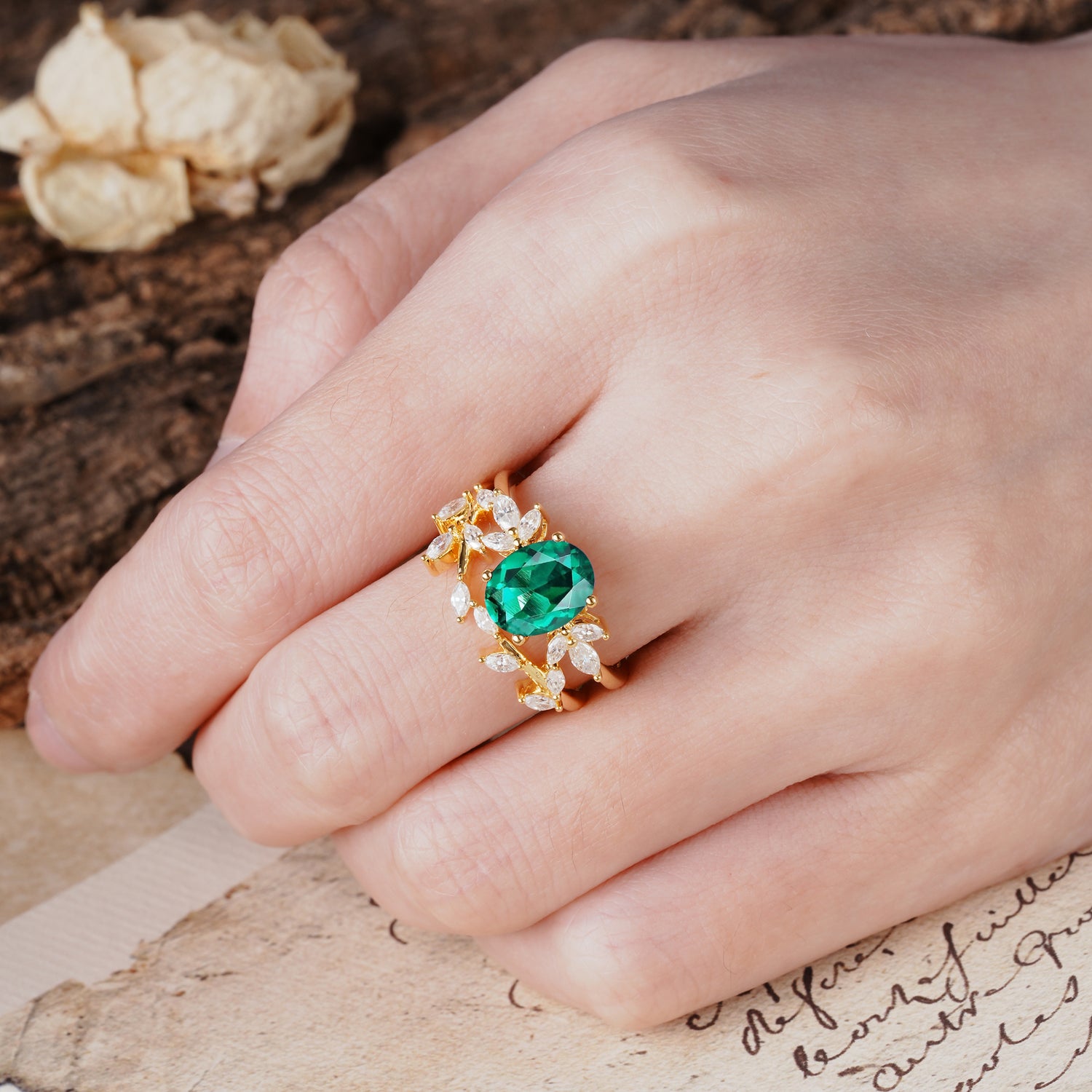 Naturally Inspired Luxury 4-Prong Oval Cut Emerald Bride Ring Set