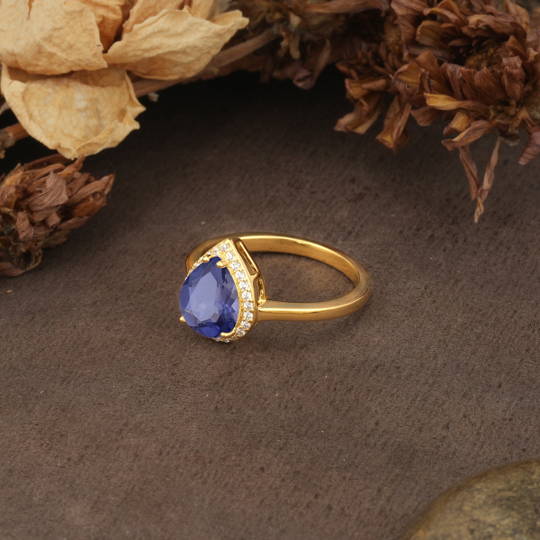 Luxurious and Unique 4-Prong Pear Cut Tanzanite Engagement Ring - Additional view
