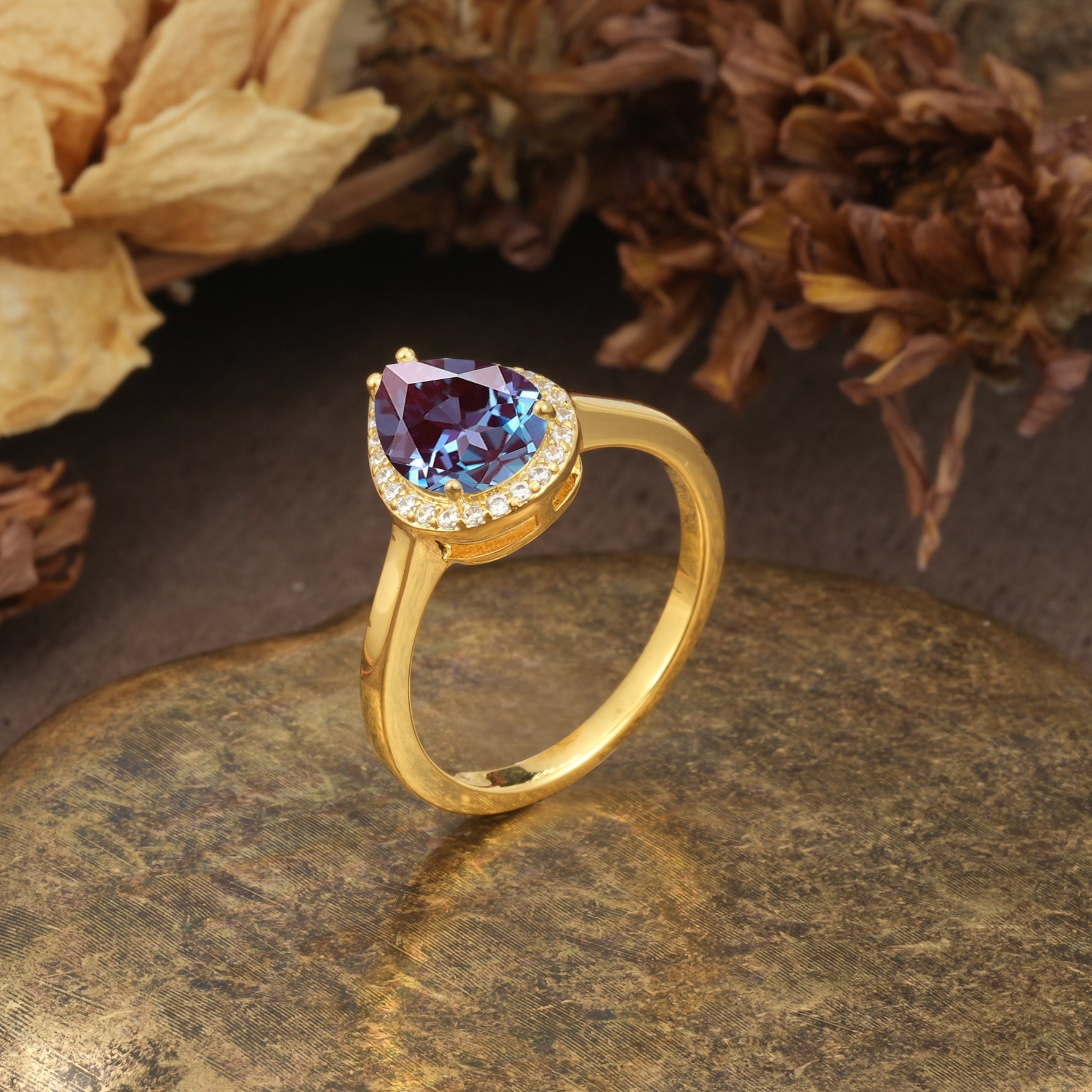 Luxurious and Unique 4-Prong Pear Cut Alexandrite Engagement Ring - Additional view