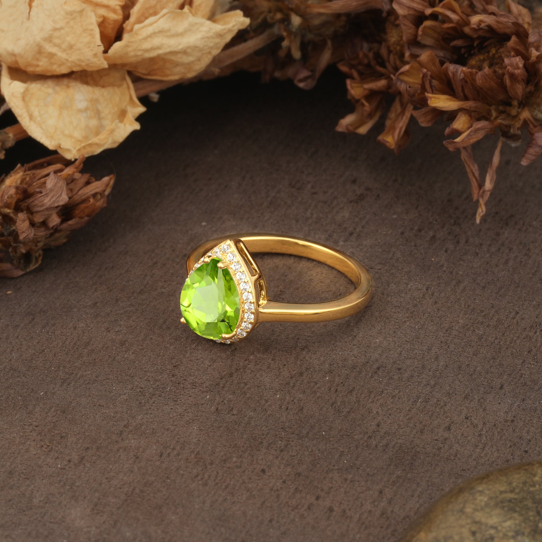 Luxurious and Unique 4-Prong Pear Cut Peridot Engagement Ring - Additional view
