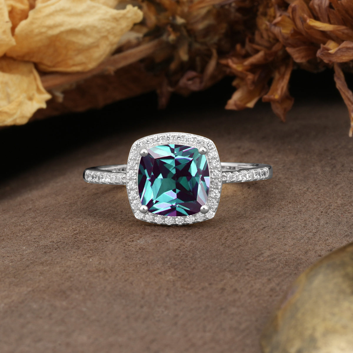 Luxurious and Unique 4-Prong Princess Cut  Alexandrite Engagement Ring - Additional view