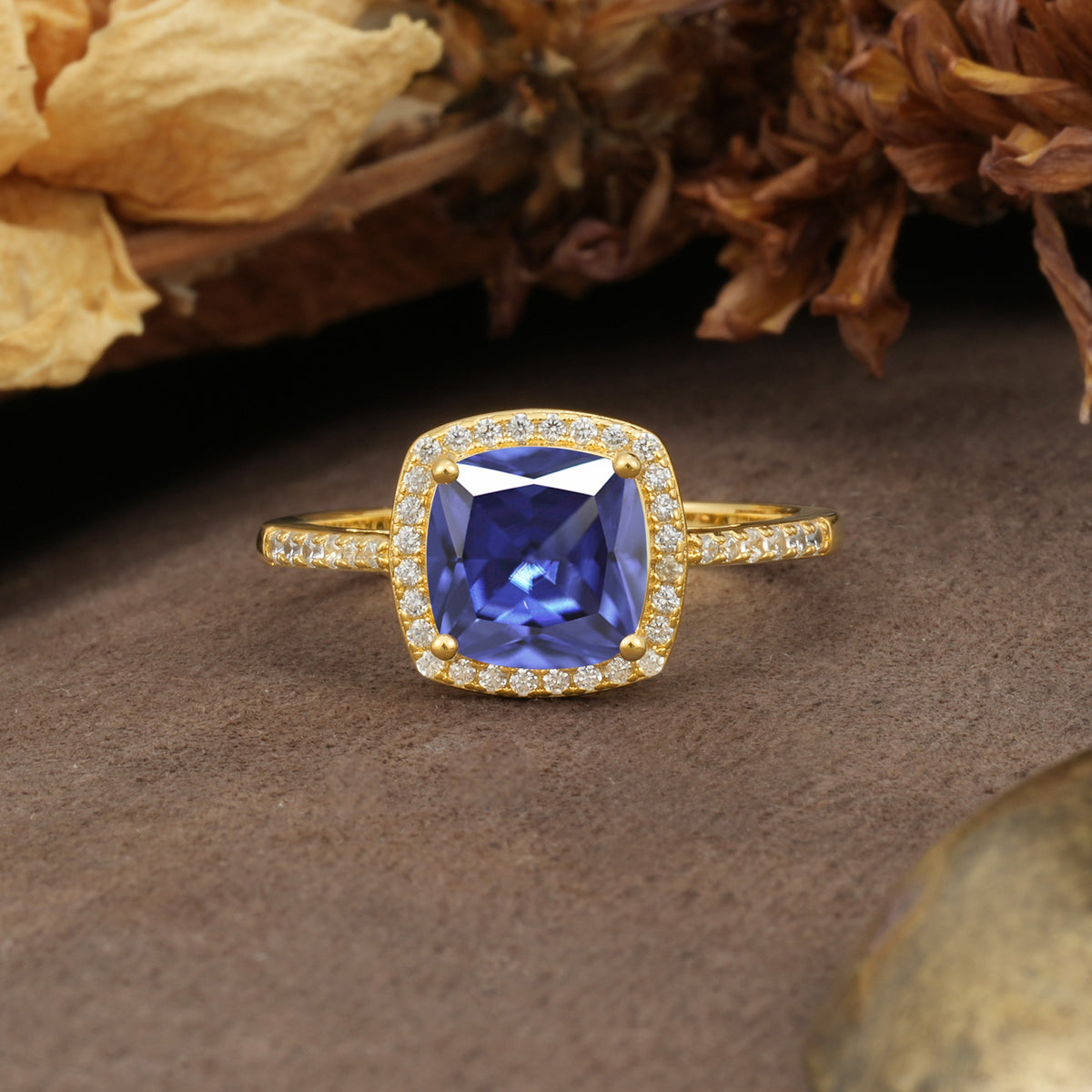 Luxurious and Unique 4-Prong Princess Cut  Tanzanite Engagement Ring - Additional view