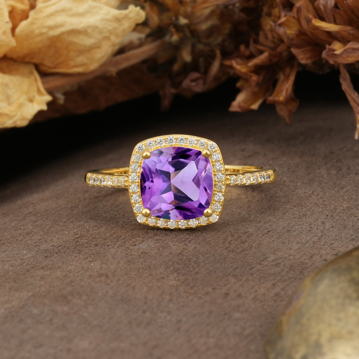 Luxurious and Unique 4-Prong Princess Cut  Amethyst Engagement Ring - Additional view