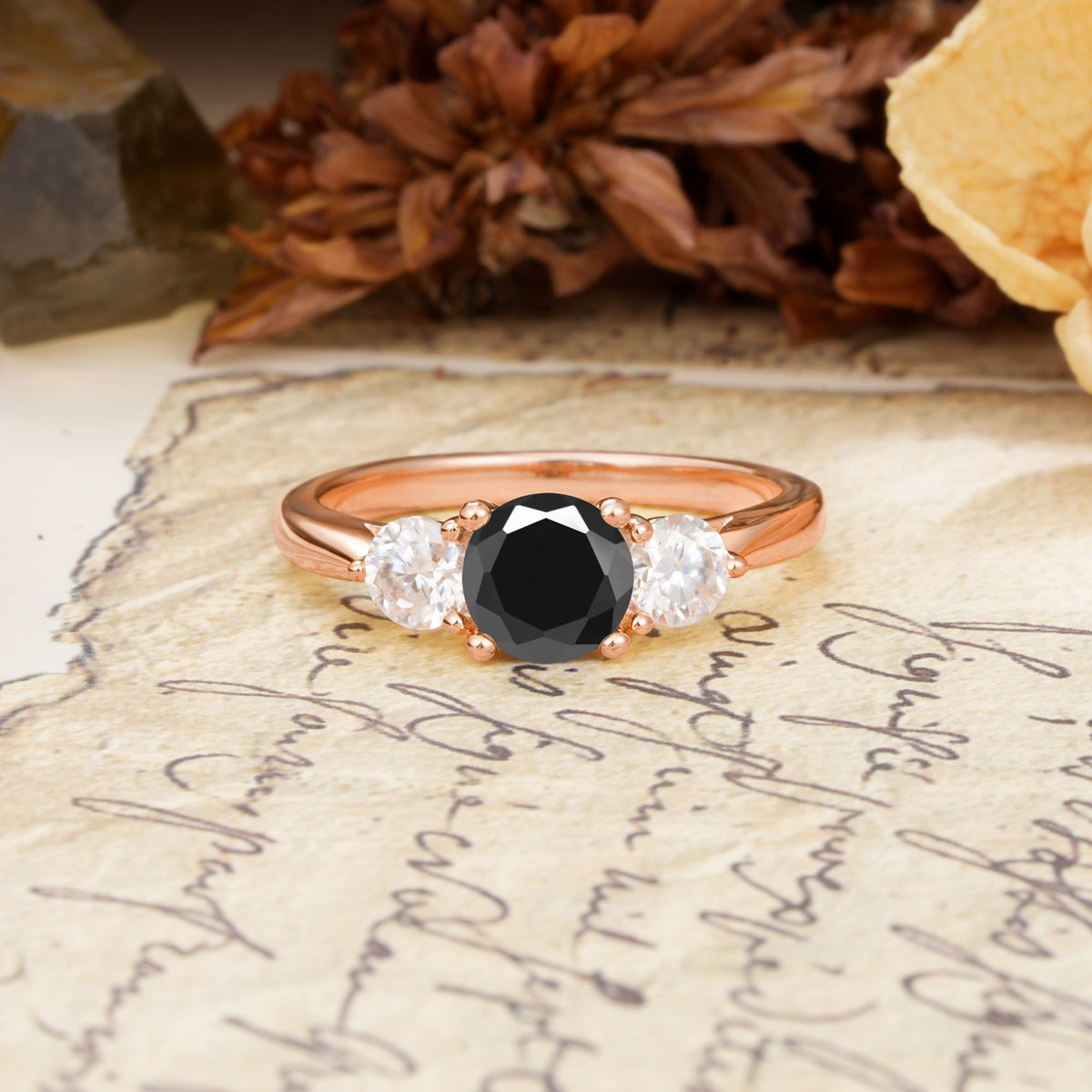 Luxurious Vintage 4 Prong Round Cut Black Onyx Three Stone Wedding Ring - Additional view