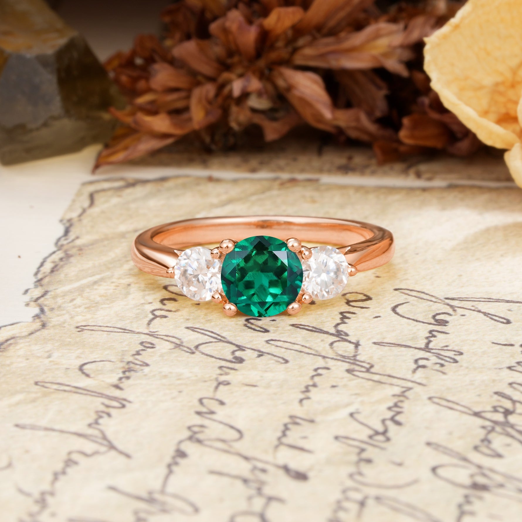 Luxurious Vintage 4 Prong Round Cut Emerald Three Stone Wedding Ring - Additional view