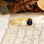 Luxurious Vintage 4 Prong Round Cut Black Onyx Three Stone Wedding Ring - Additional view