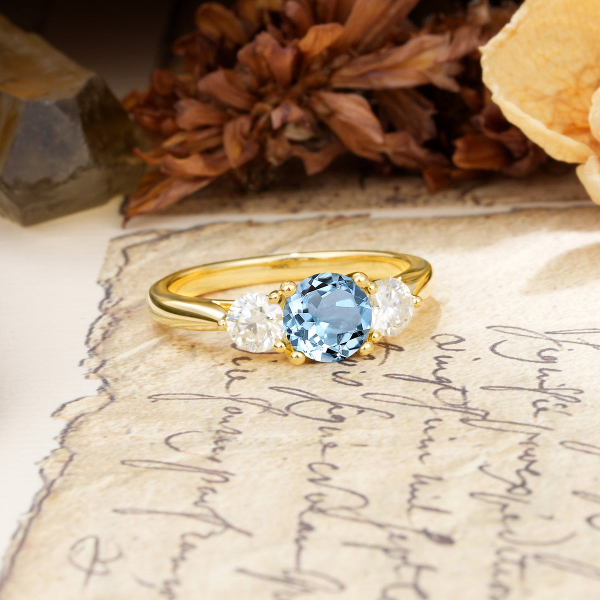 Luxurious Vintage 4 Prong Round Cut Aquamarine Three Stone Wedding Ring - Additional view