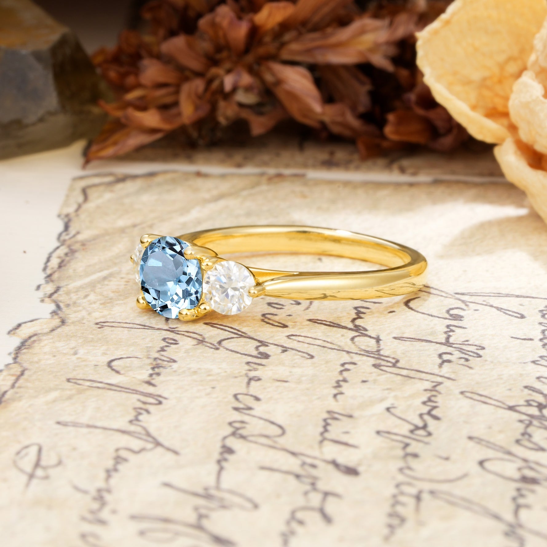 Luxurious Vintage 4 Prong Round Cut Aquamarine Three Stone Wedding Ring - Additional view