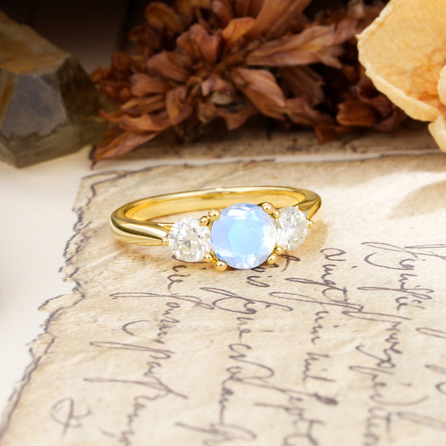 Luxurious Vintage 4 Prong Round Cut Moonstone Three Stone Wedding Ring - Additional view