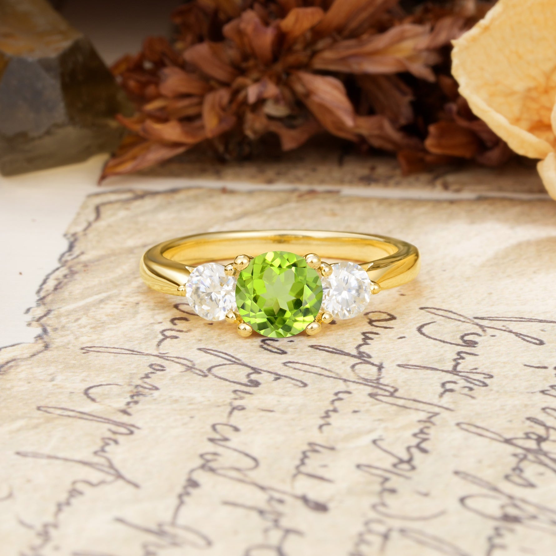 Luxurious Vintage 4 Prong Round Cut Peridot Three Stone Wedding Ring - Additional view