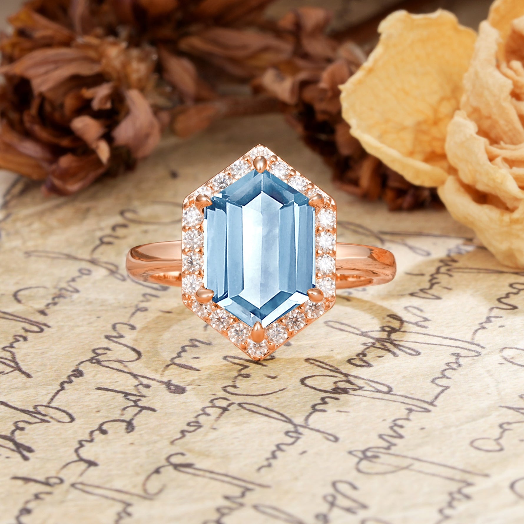 Luxurious Vintage 6-Prong Hexagonal Cut Aquamarine Engagement Ring - Additional view