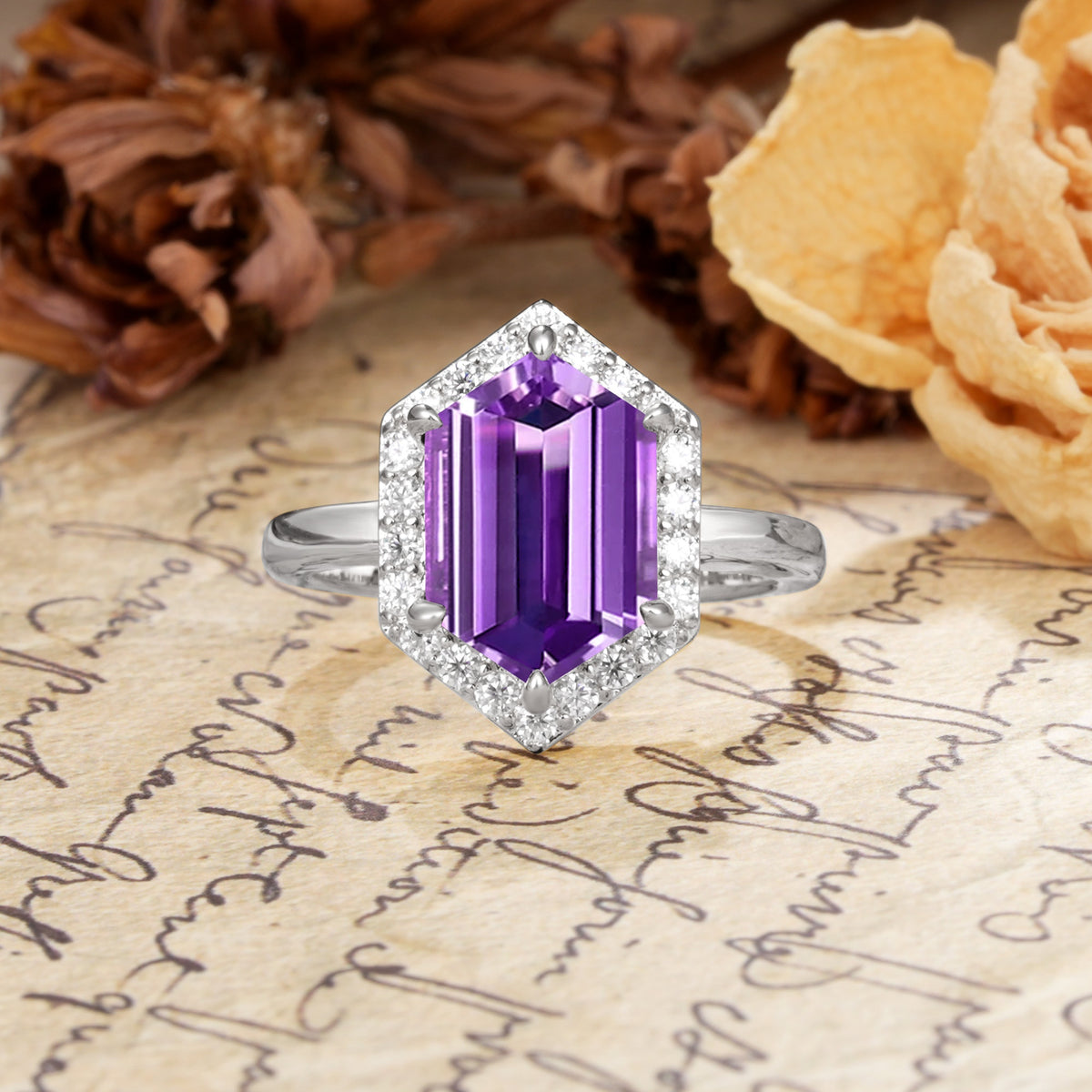 Luxurious Vintage 6-Prong Hexagonal Cut Amethyst Engagement Ring - Additional view