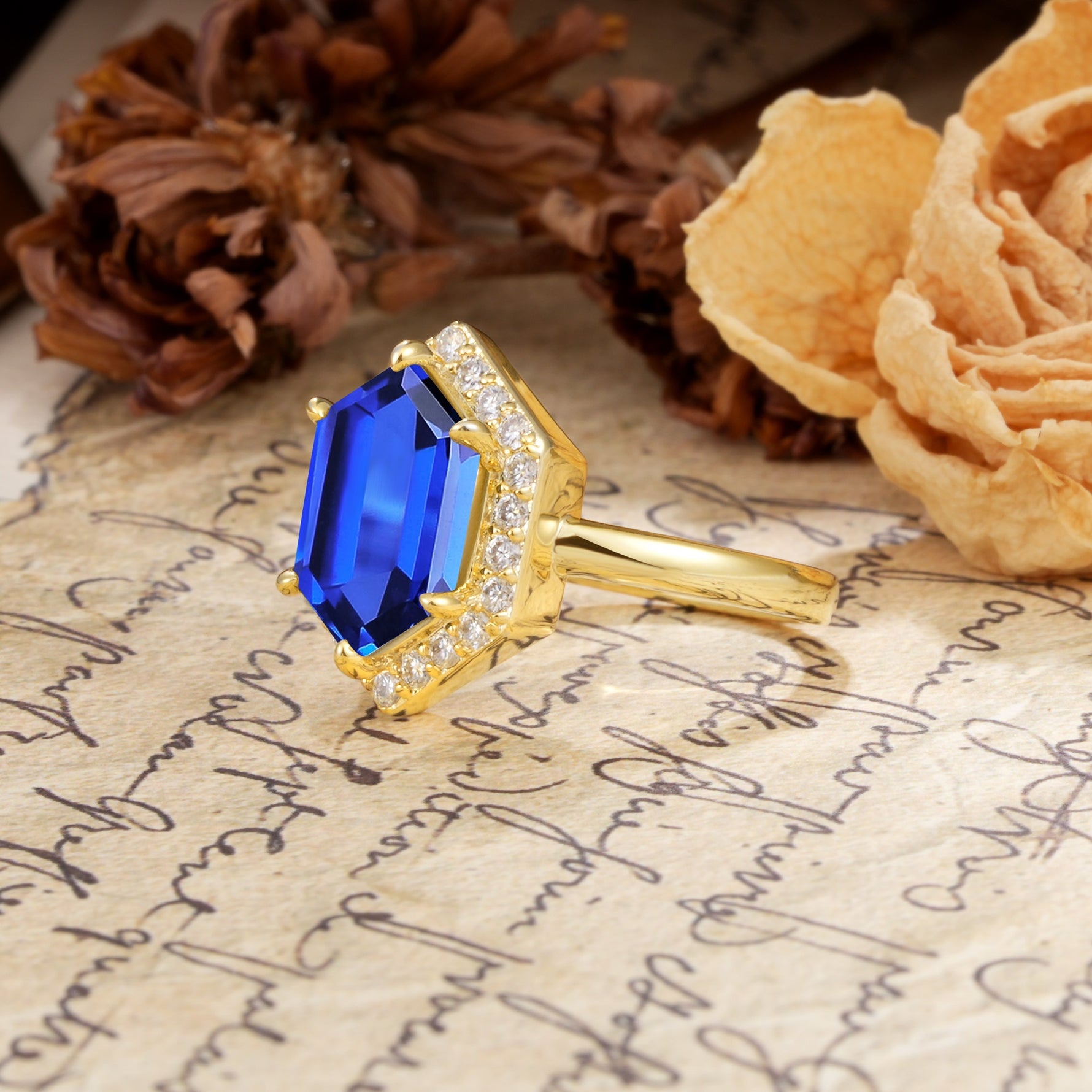 Luxurious Vintage 6-Prong Hexagonal Cut Sapphire Engagement Ring - Additional view