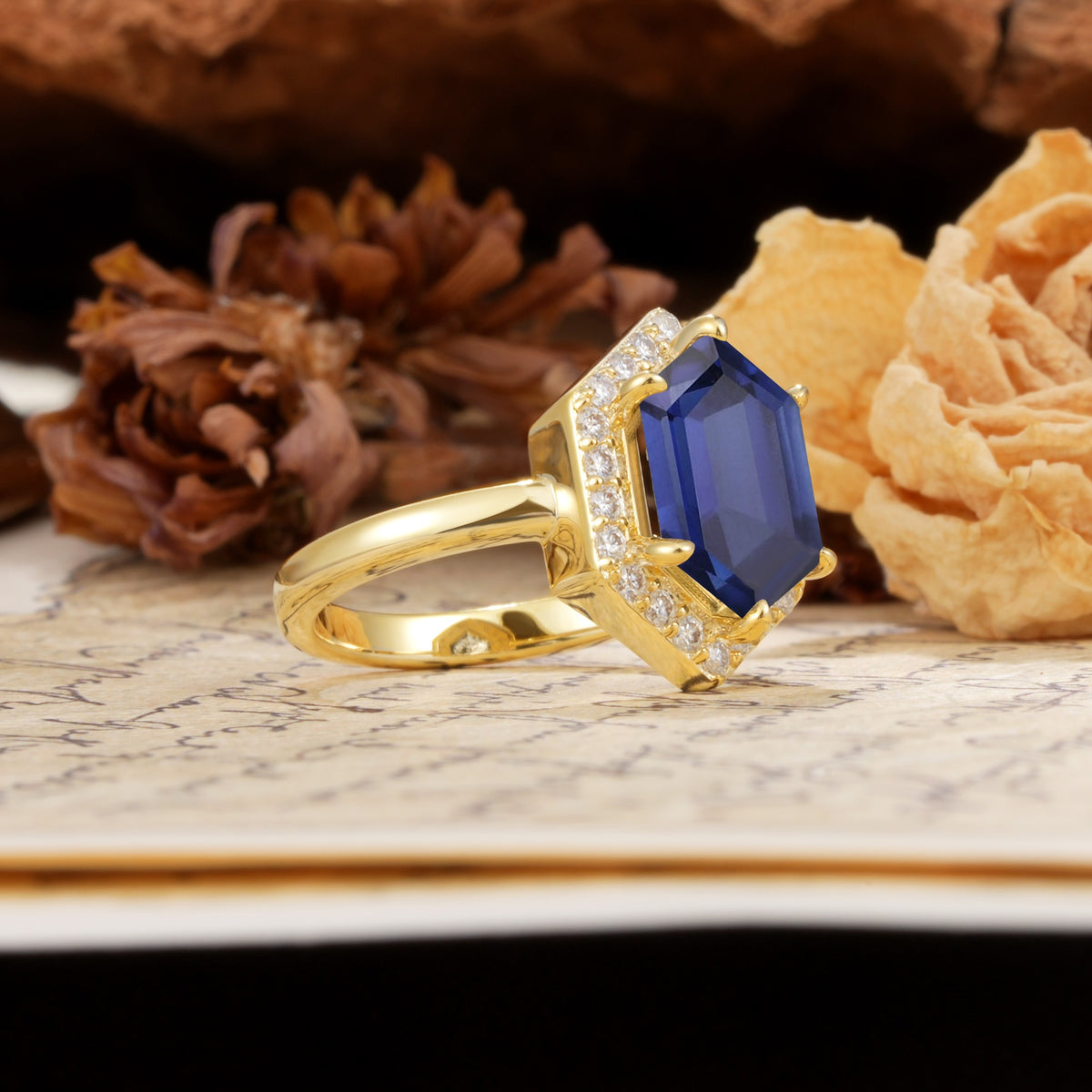 Luxurious Vintage 6-Prong Hexagonal Cut Tanzanite Engagement Ring - Additional view