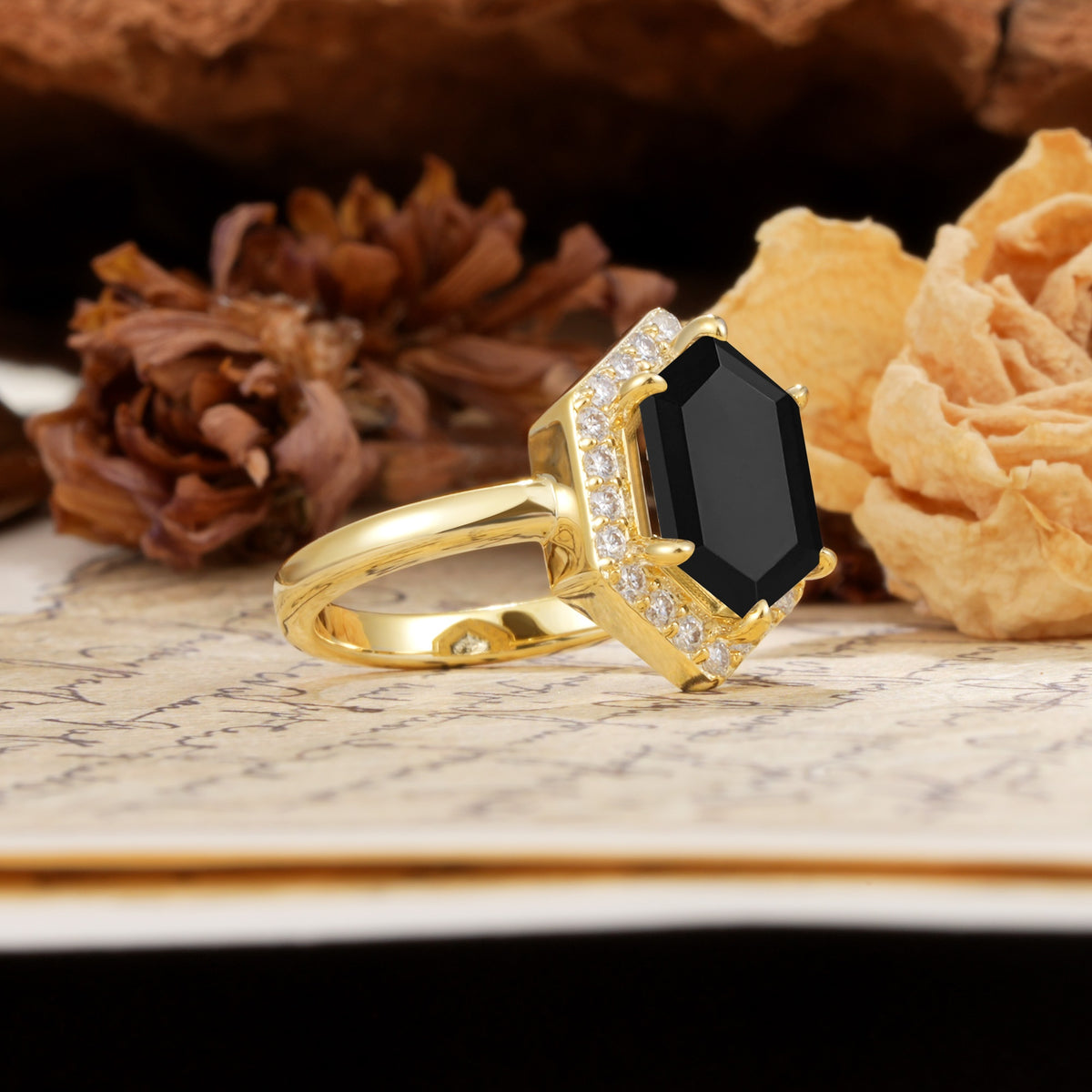 Luxurious Vintage 6-Prong Hexagonal Cut Black Onyx Engagement Ring - Additional view