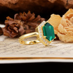Luxurious Vintage 6-Prong Hexagonal Cut Emerald Engagement Ring - Additional view