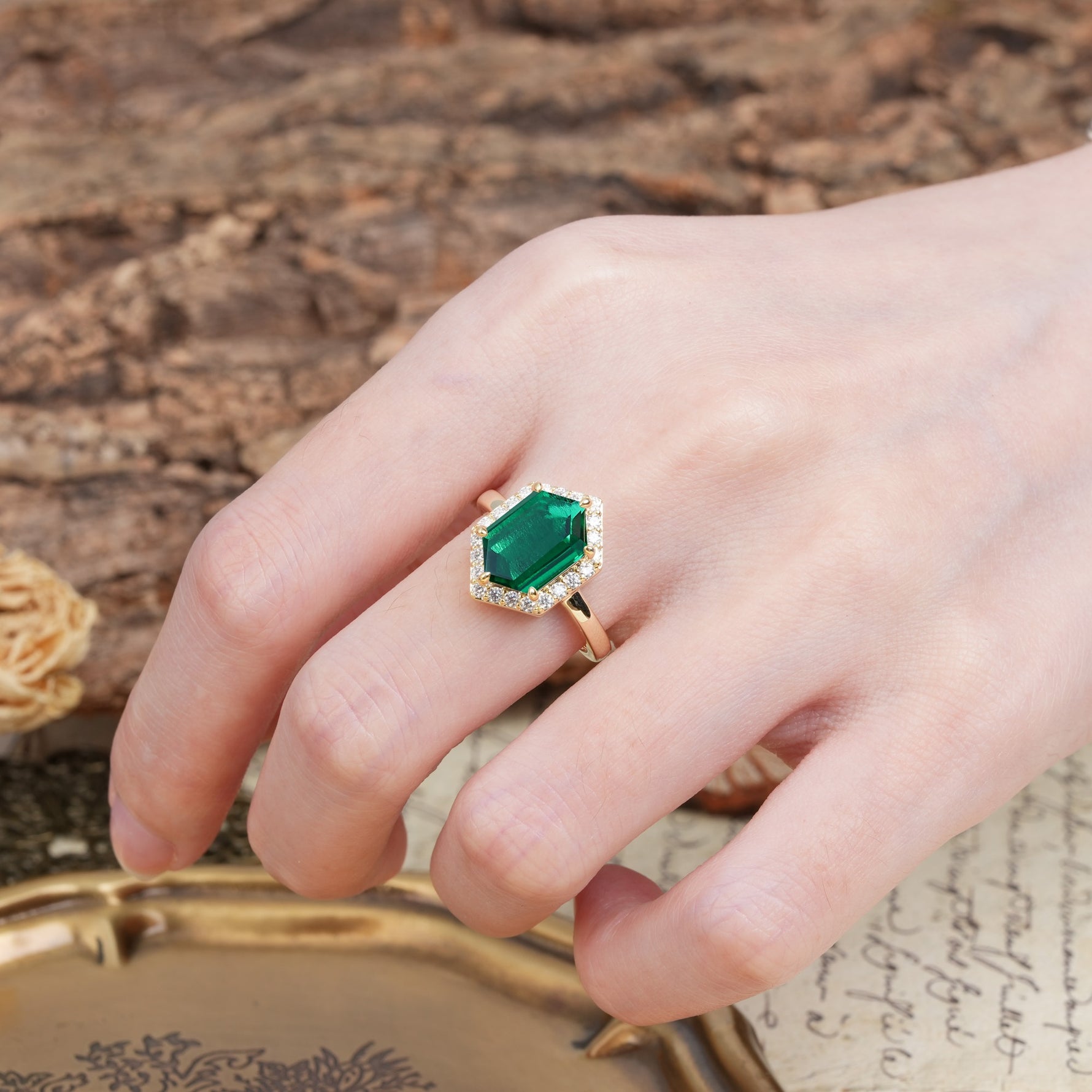 Luxurious Vintage 6-Prong Hexagonal Cut Emerald Engagement Ring - Additional view