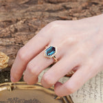 Luxurious Vintage 6-Prong Hexagonal Cut Alexandrite Engagement Ring - Additional view