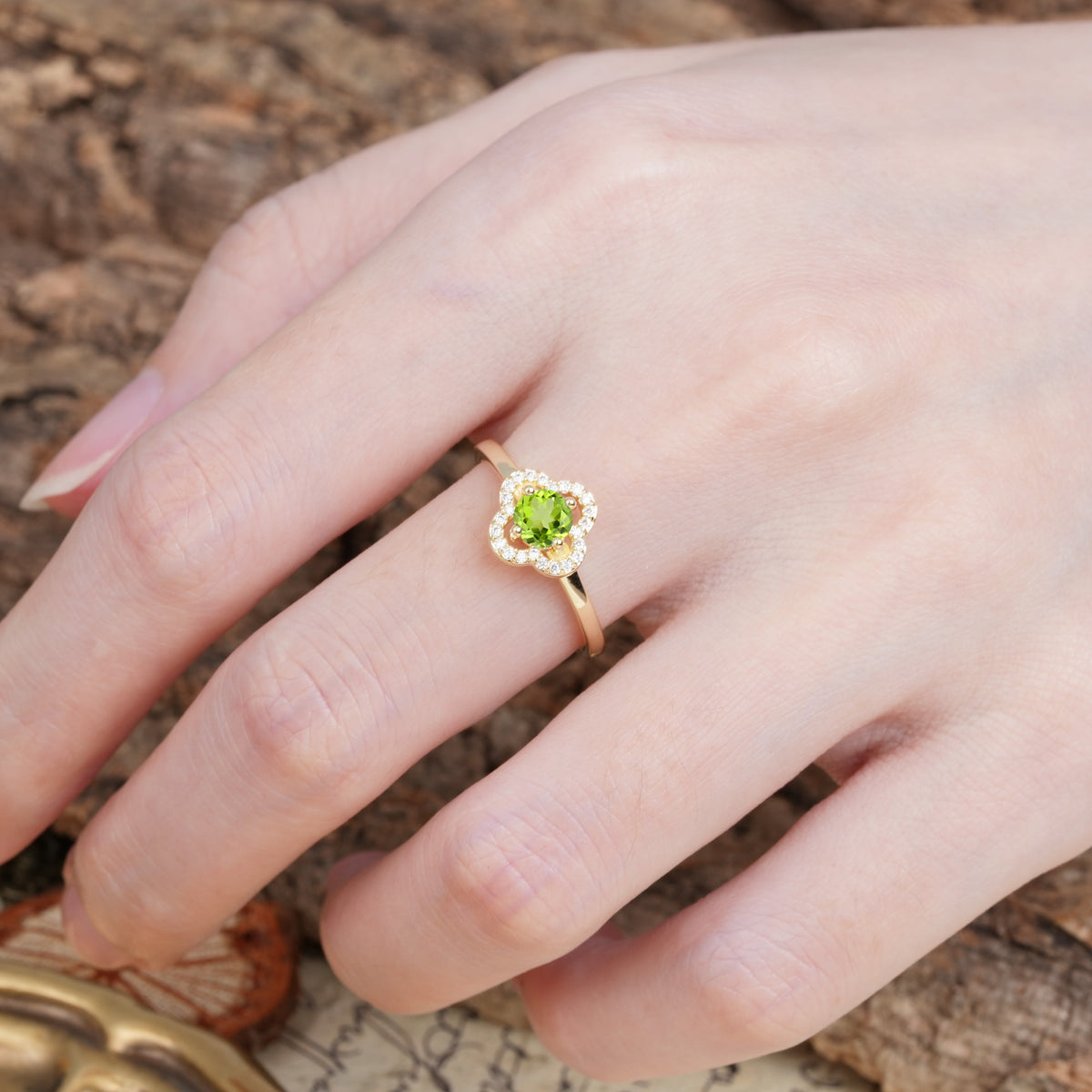Affordable Luxury Vintage-Style 4-Prong Round Cut Floral Peridot Engagement Ring - Additional view