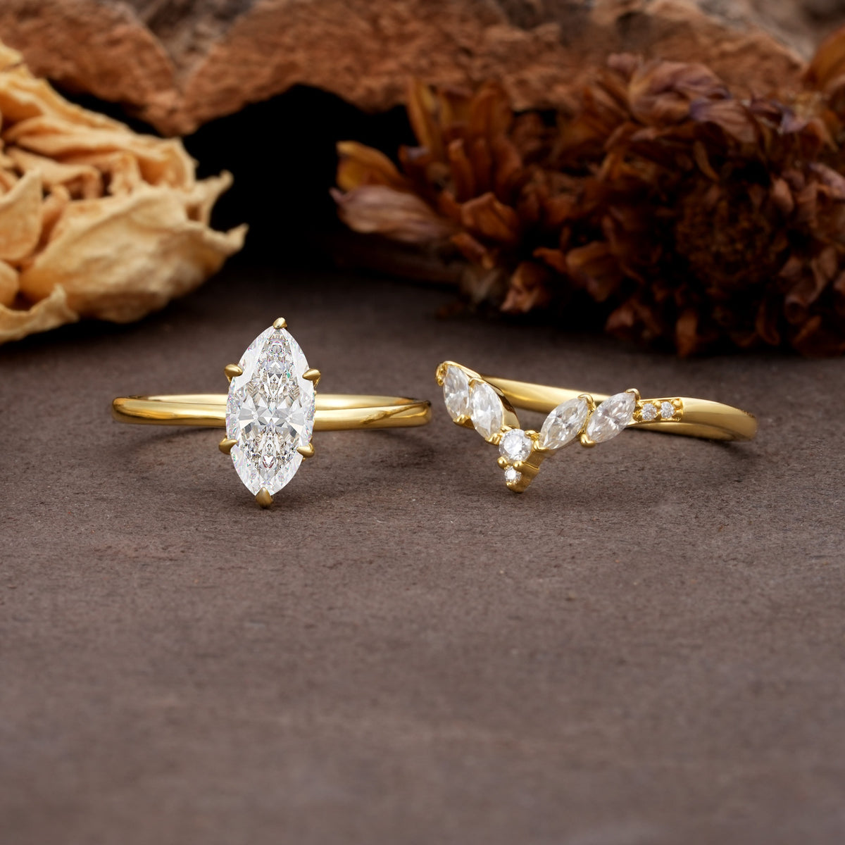 Luxurious Vintage 6-Prong Marquise Cut Moissanite Bridal Ring Set - Additional view