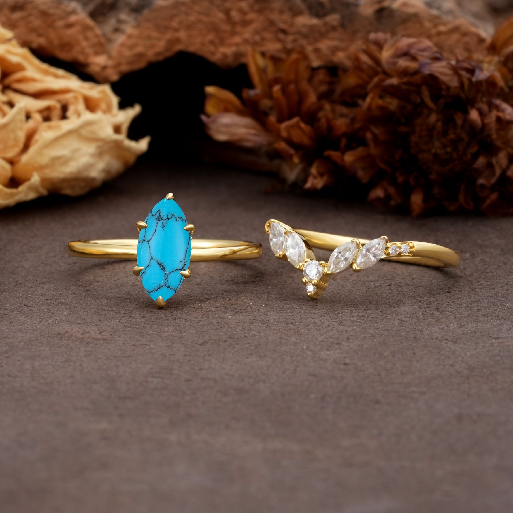 Luxurious Vintage 6-Prong Marquise Cut Turquoise Bridal Ring Set - Additional view