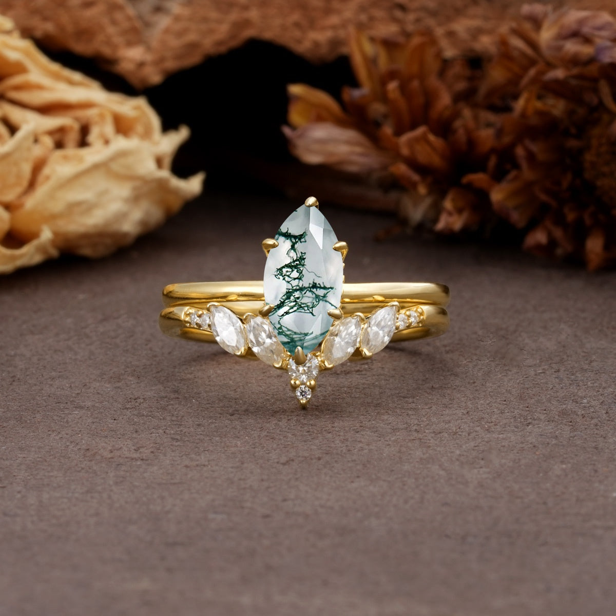 Luxurious Vintage 6-Prong Marquise Cut Moss Agate Bridal Ring Set - Yellow-Gold