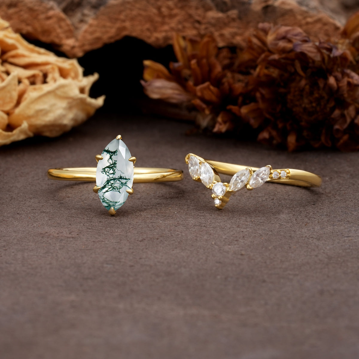 Luxurious Vintage 6-Prong Marquise Cut Moss Agate Bridal Ring Set - Additional view