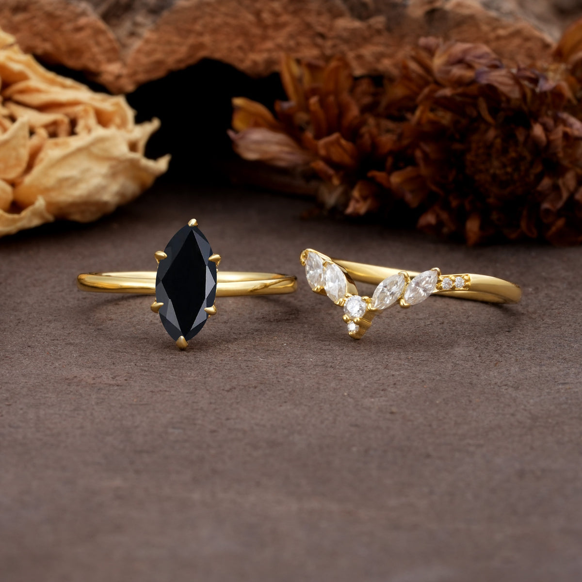 Luxurious Vintage 6-Prong Marquise Cut Black Onyx Bridal Ring Set - Additional view