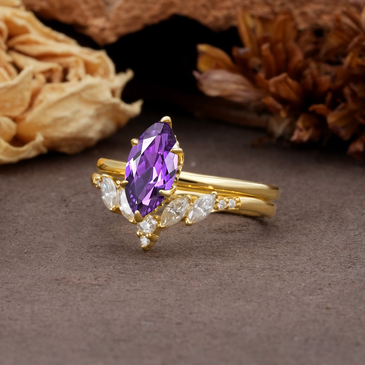 Luxurious Vintage 6-Prong Marquise Cut Amethyst Bridal Ring Set - Rose-Gold
