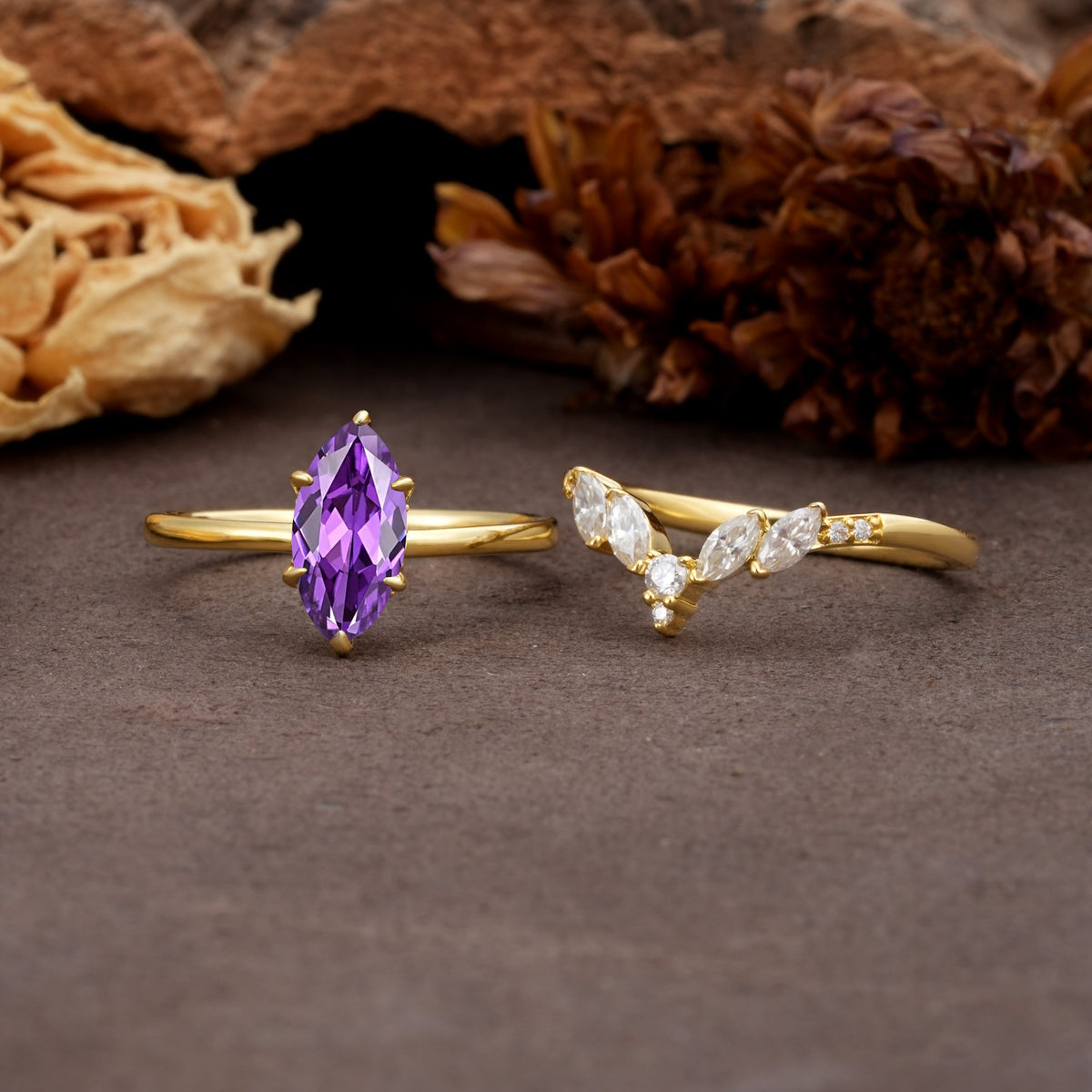Luxurious Vintage 6-Prong Marquise Cut Amethyst Bridal Ring Set - Additional view