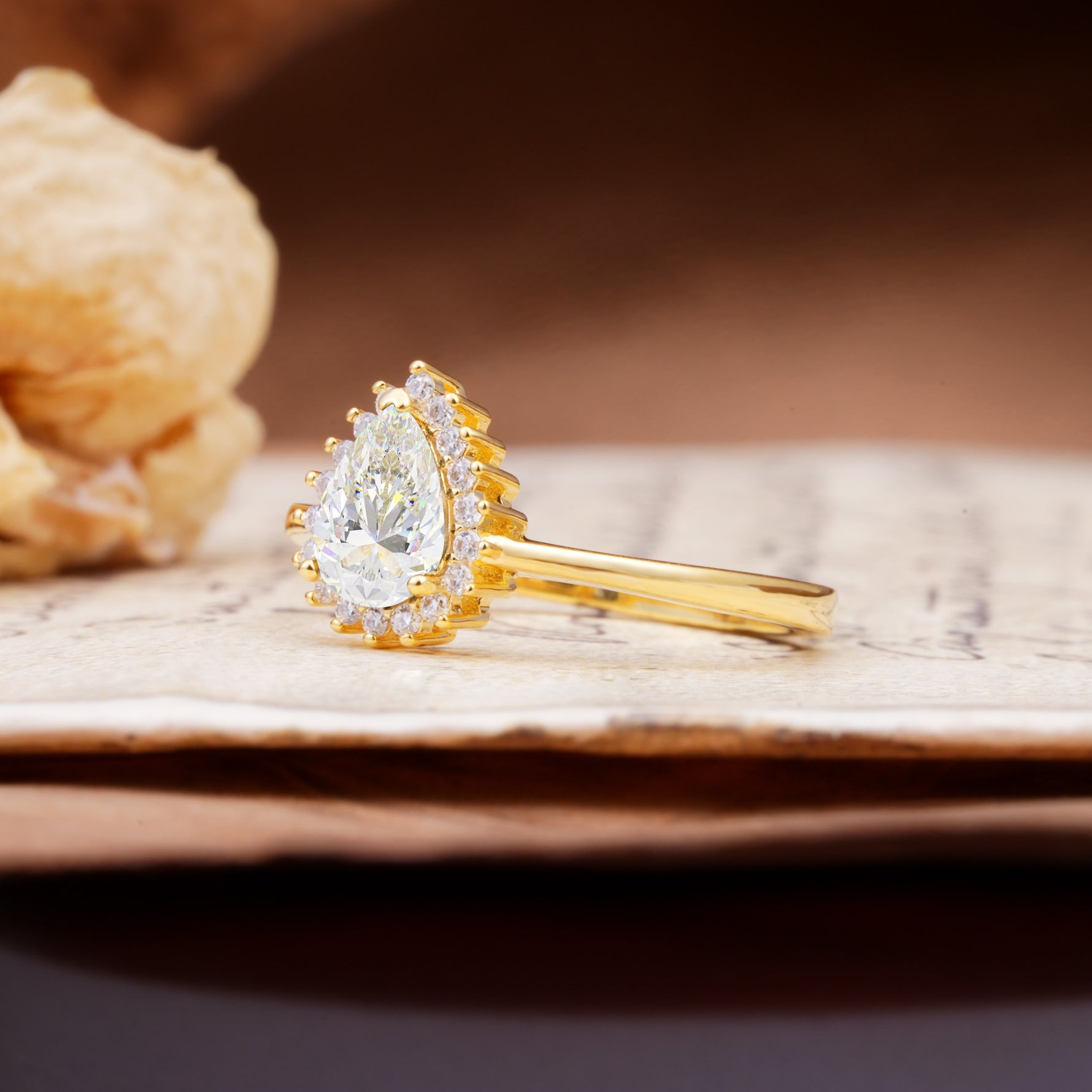 Classic Unique Luxury 4-Prong Oval Cut Moissanite Engagement Ring - Additional view