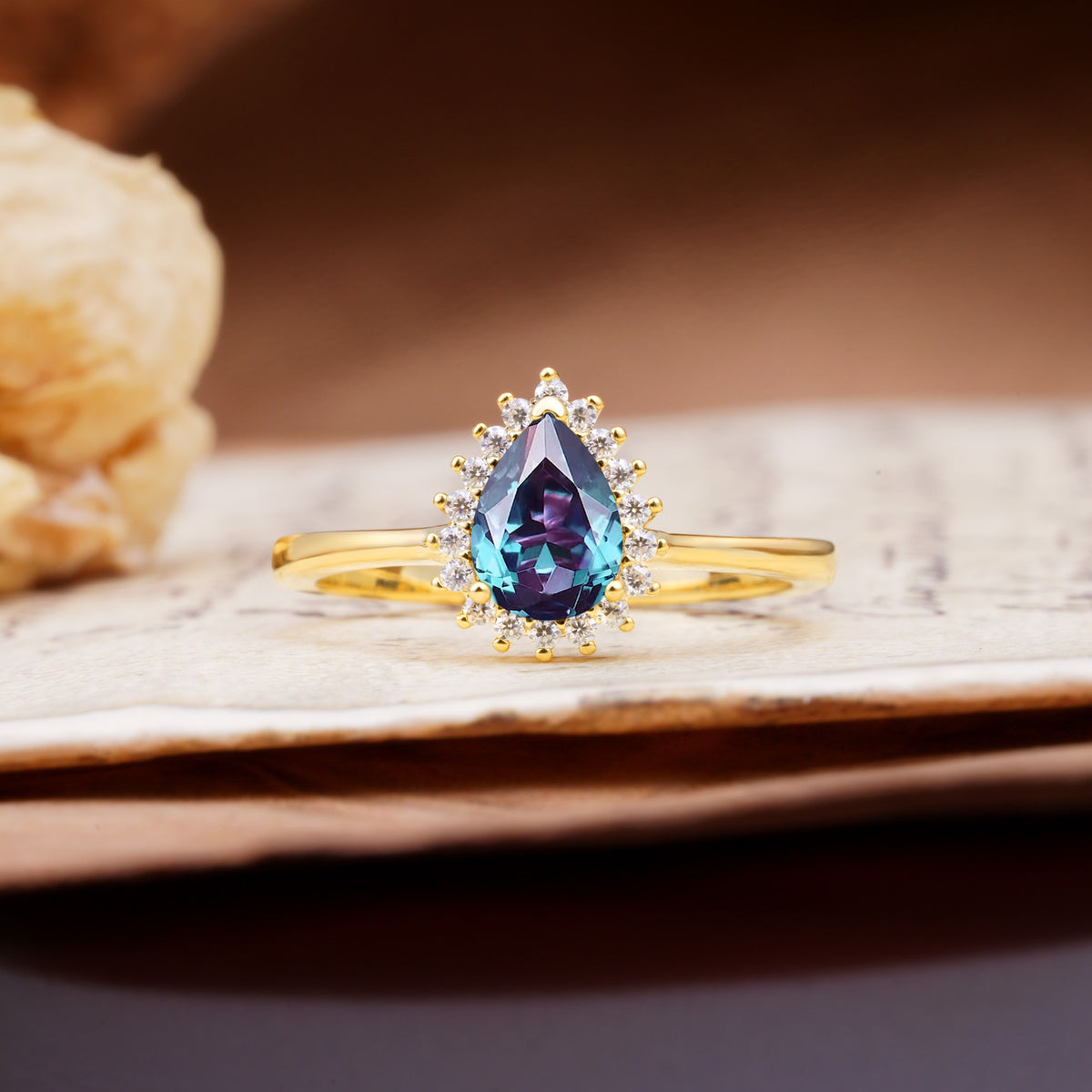 Classic Unique Luxury 4-Prong Oval Cut Alexandrite Engagement Ring - Additional view