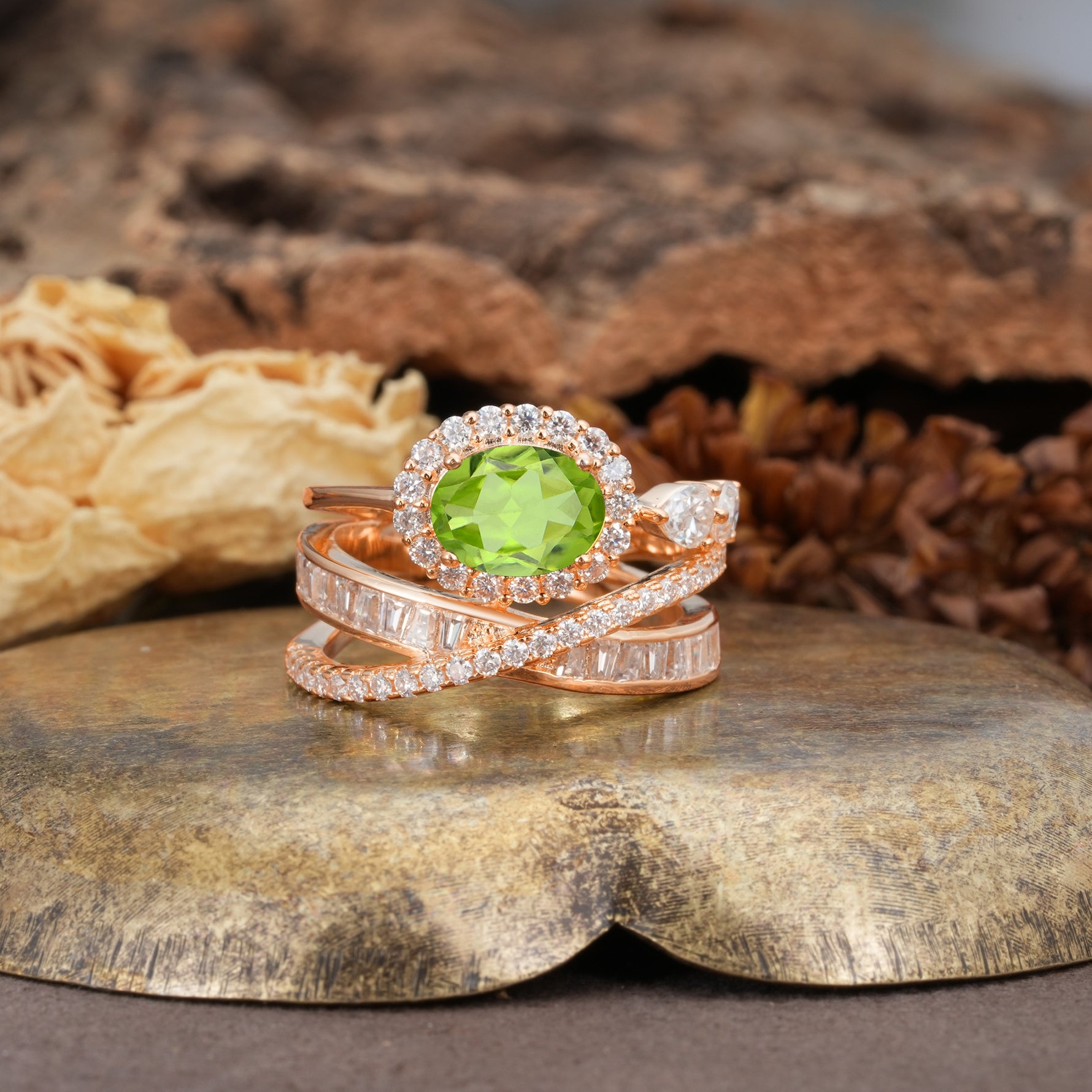 Vintage-Luxury Entwined 4-Prong Oval Cut Peridot Engagement Ring - Additional view