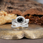Vintage-Luxury Entwined 4-Prong Oval Cut Black Onyx Engagement Ring - Additional view