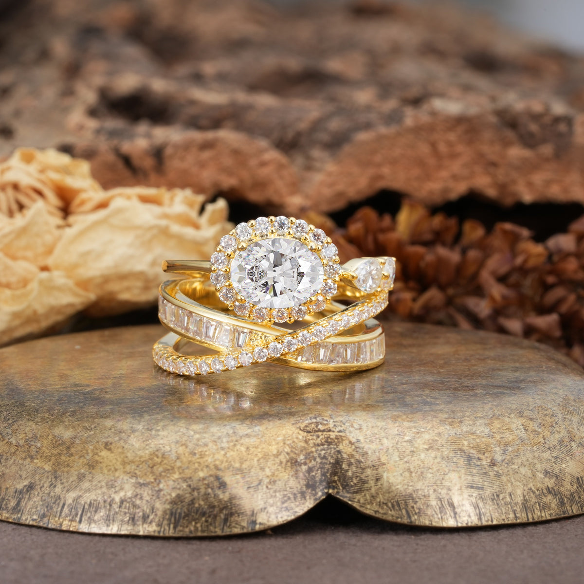 Vintage-Luxury Entwined 4-Prong Oval Cut Moissanite Engagement Ring - Additional view