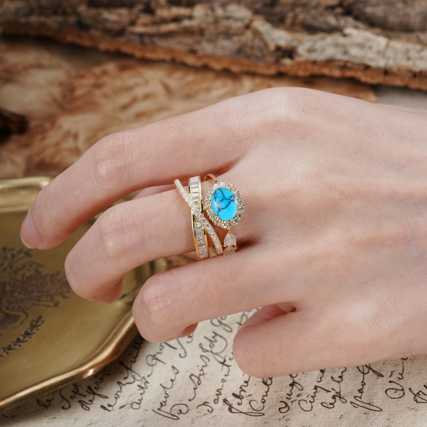 Vintage-Luxury Entwined 4-Prong Oval Cut Turquoise Engagement Ring