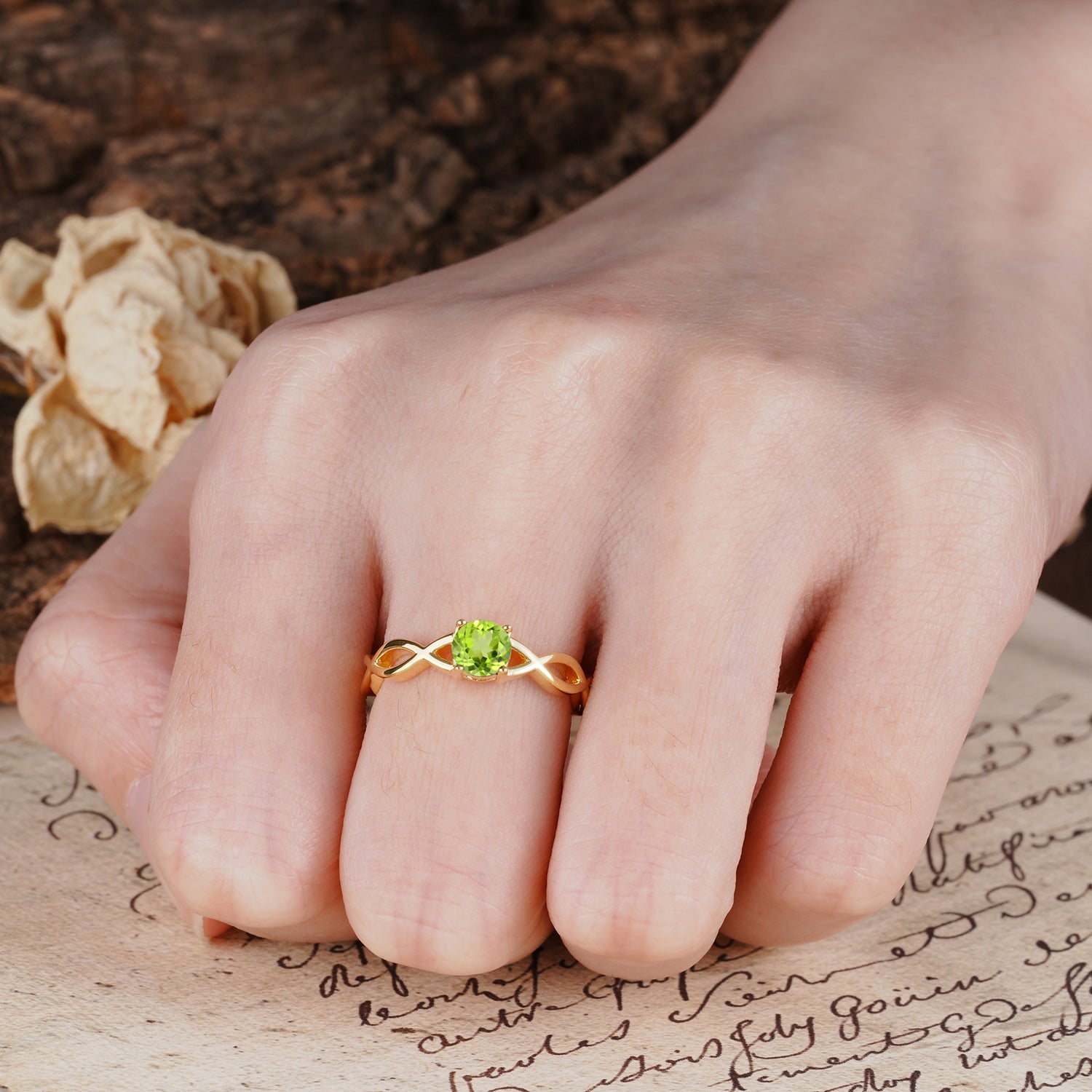 Classic, Minimalist, Twisted 4-Prong Round Cut Peridot Engagement Ring