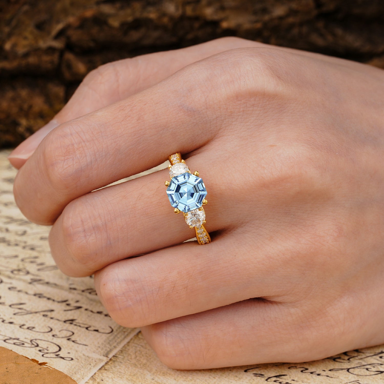 Classic Luxury 4-Prong Hexagonal Cut Aquamarine Three Stones Wedding Ring