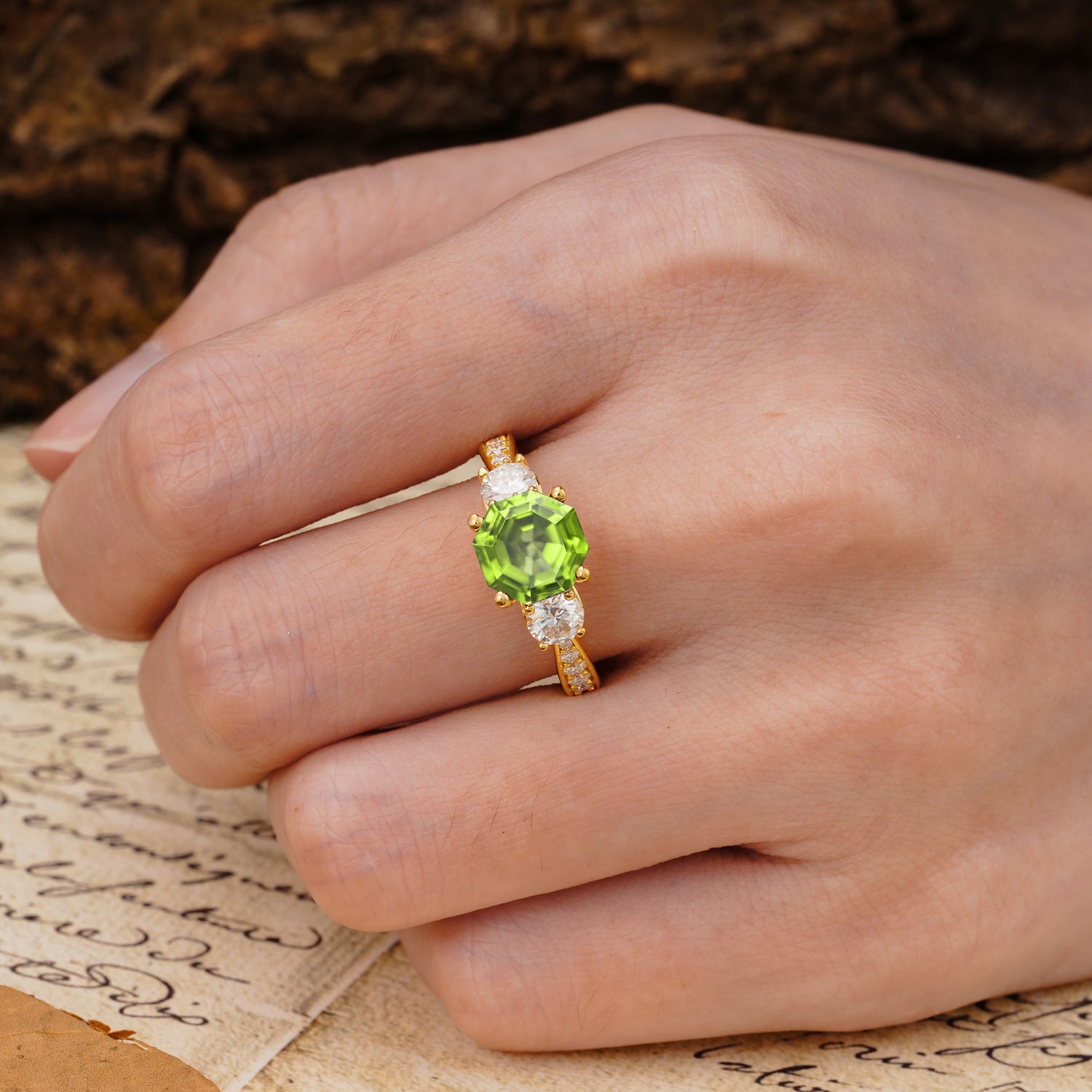 Classic Luxury 4-Prong Hexagonal Cut Peridot Three Stones Wedding Ring