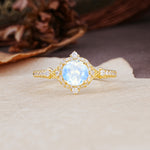 Luxurious Vintage 4-Prong Round Cut Moonstone Engagement Ring - Additional view