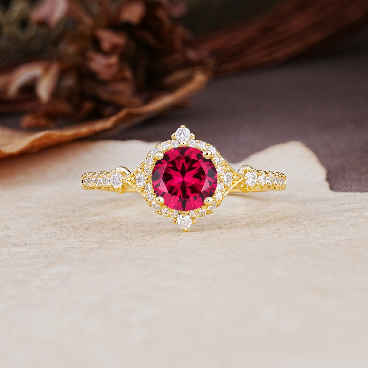 Luxurious Vintage 4-Prong Round Cut Ruby Engagement Ring - Additional view