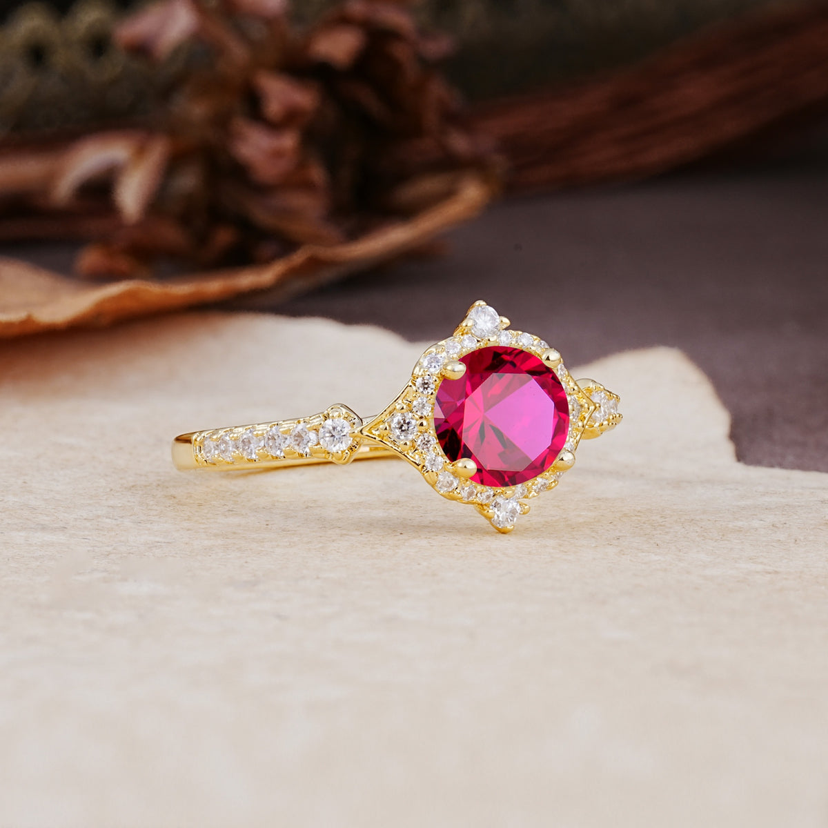 Luxurious Vintage 4-Prong Round Cut Ruby Engagement Ring - Additional view